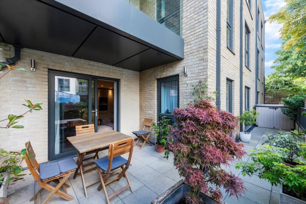 Stylish 2 Bed 2 Bath In Highgate & Free Parking Leilighet London Eksteriør bilde